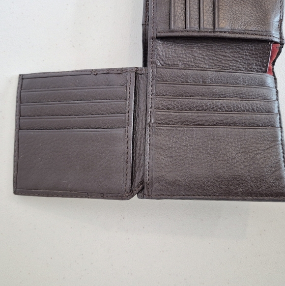 Brighton Vintage Brown Leather Croc Embossed Tri-Fold Wallet - Picture 6 of 14